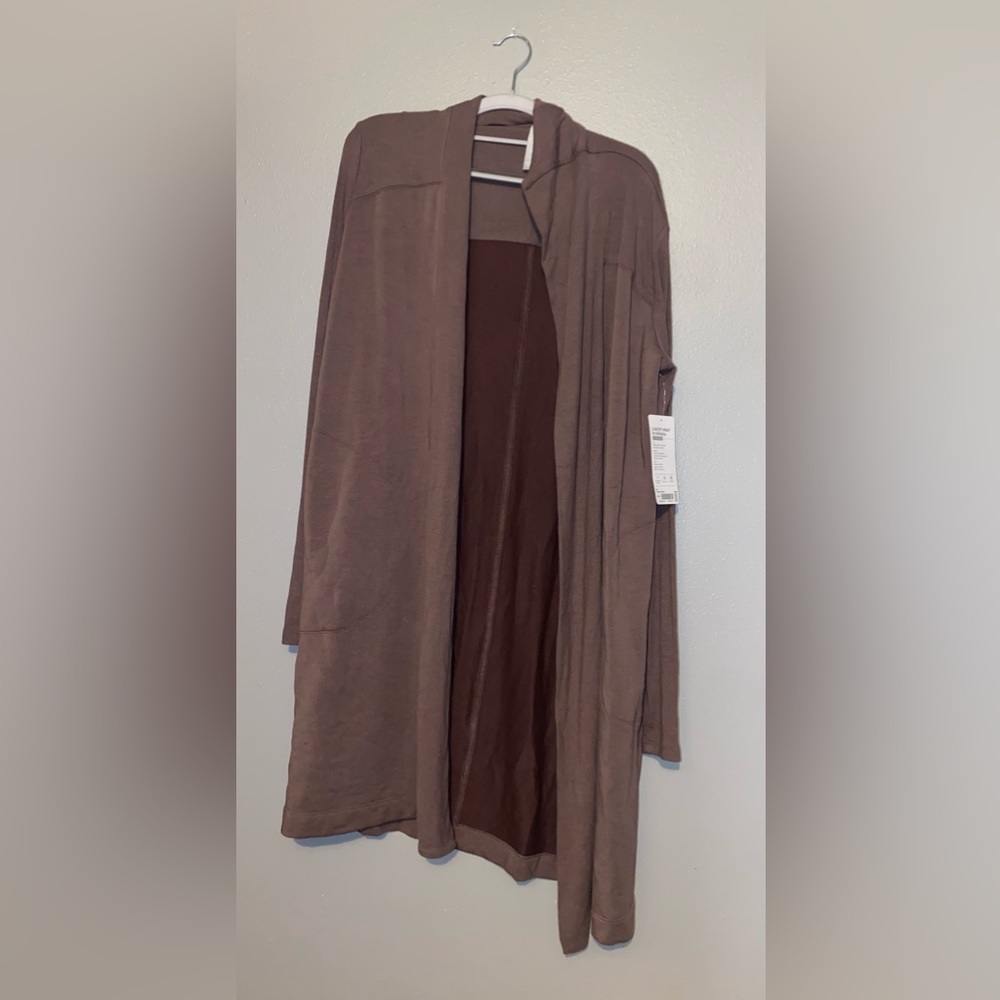 NEVER WORN - TAGS STILL ON - Athelta Canopy Wrap In Nirvana